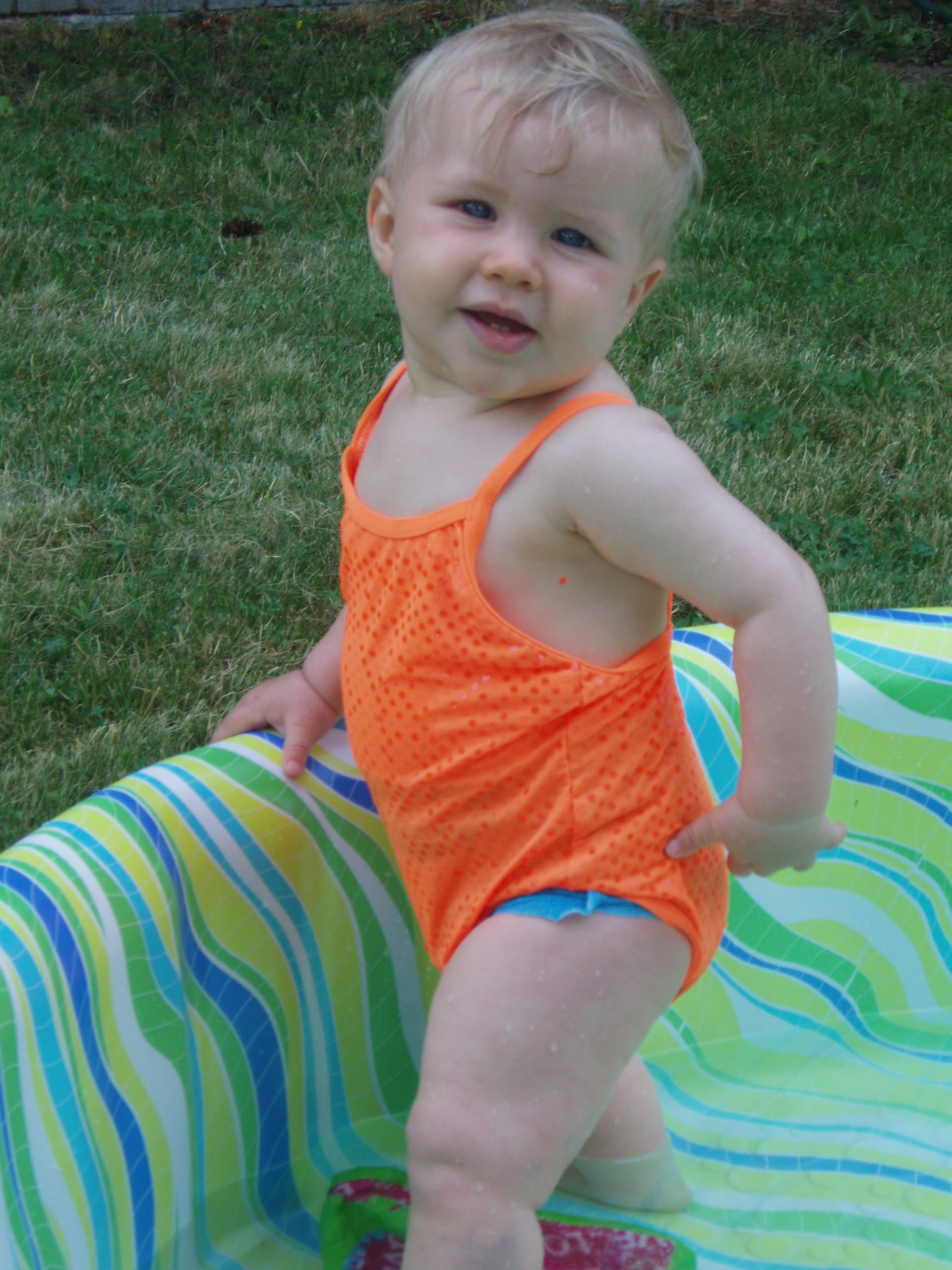 62008cutepose.jpg